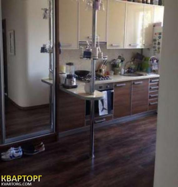 Sell 2-room apartment. Киев,  Захаровская — photo 5