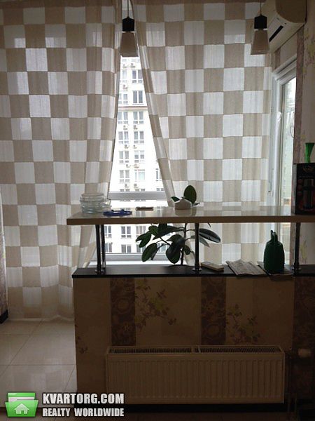 Rent out 3-room apartment. Киев,  Кудряшова — photo 9
