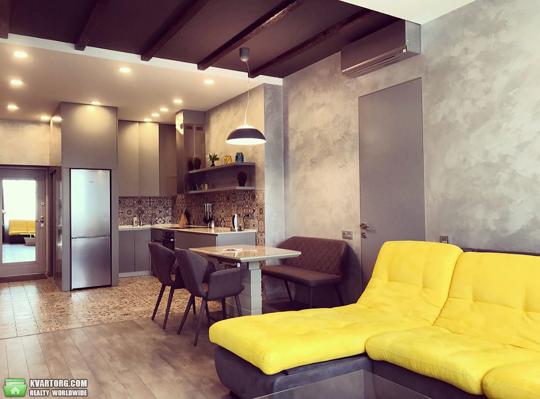 Rent out 3-room apartment. Киев,  Драгоманова — photo 2