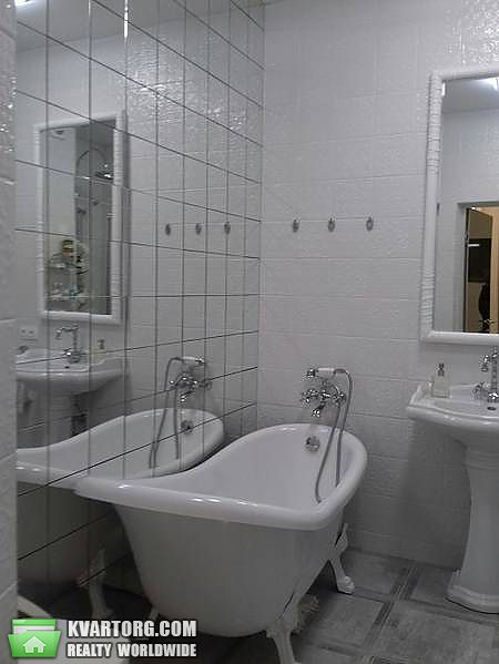 Rent out 2-room apartment. Киев,  Саксаганского — photo 8