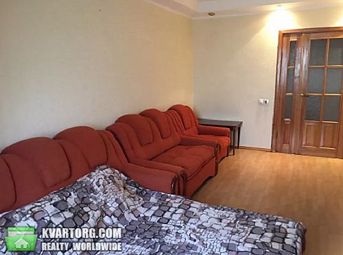 Sell 2-room apartment. Киев,  Березняковская — photo 1