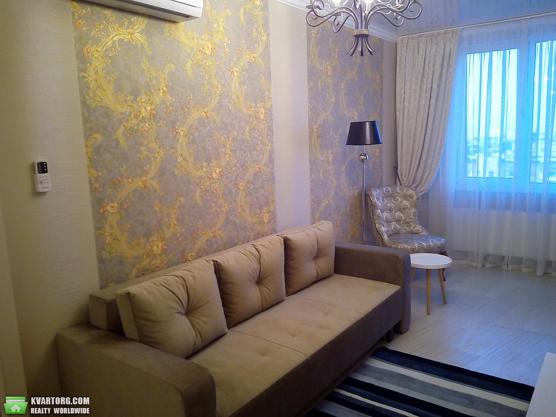 Rent out 2-room apartment. Киев, Петропавловская — photo 6