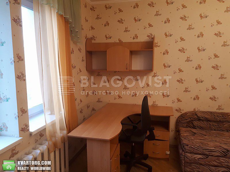 Sell 3-room apartment. Киев,  Урловская — photo 4