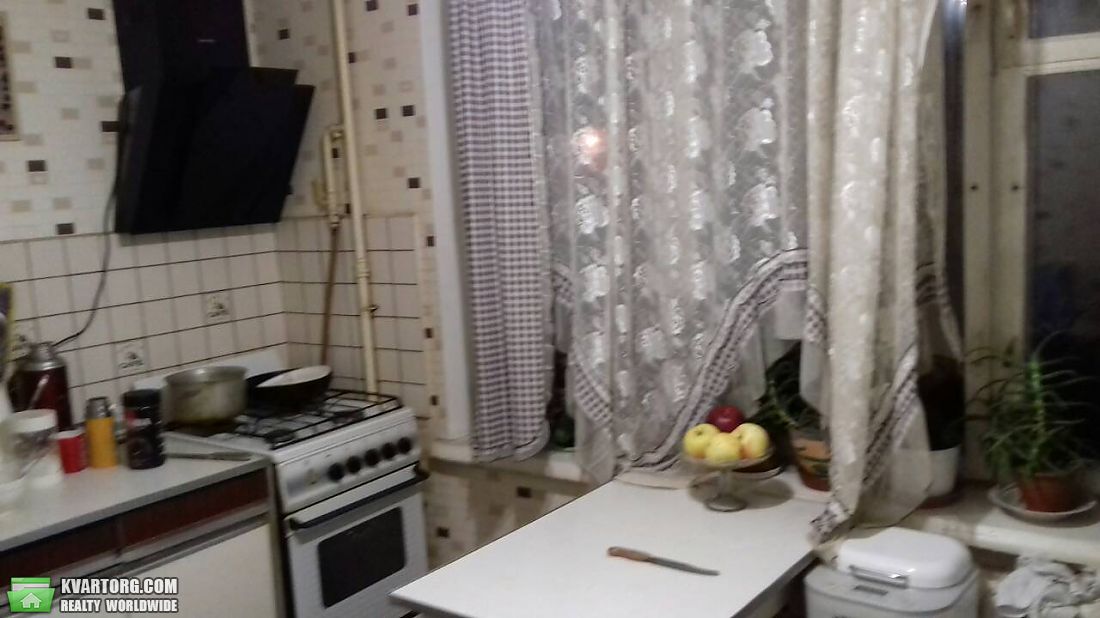 Rent out 2-room apartment. Киев,  Юности — photo 7