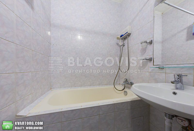 Rent out 3-room apartment. Киев,  Старонаводницкая — photo 7