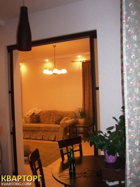 Rent out 2-room apartment. Киев,  Дмитриевская — photo 2