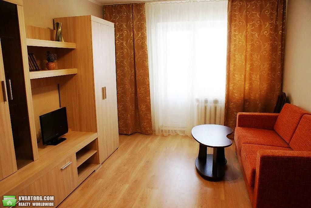 Rent out 2-room apartment. Киев, Пулюя ул. — photo 5