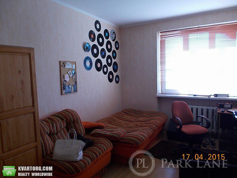 Sell 3-room apartment. Киев, Бажана — photo 1
