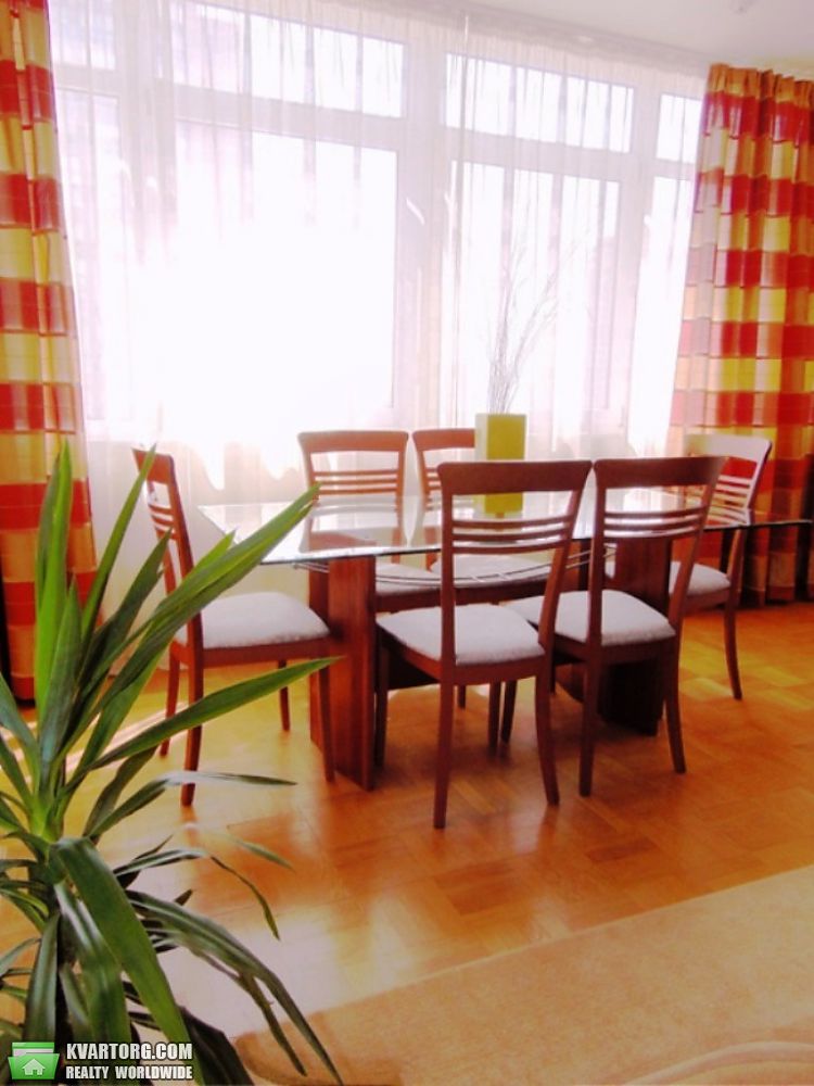 Rent out 3-room apartment. Киев,  Леси Украинки бул — photo 9
