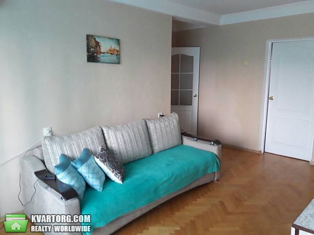 Rent out 3-room apartment. Киев,  Флоренции — photo 2