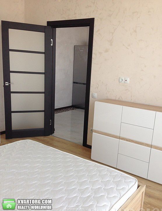 Sell 2-room apartment. Киев, Чорновола — photo 6