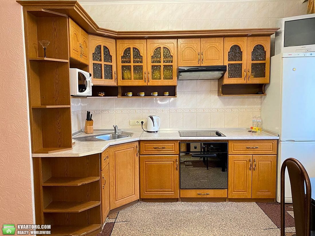 Rent out 3-room apartment. Киев, Никольско слободская — photo 3