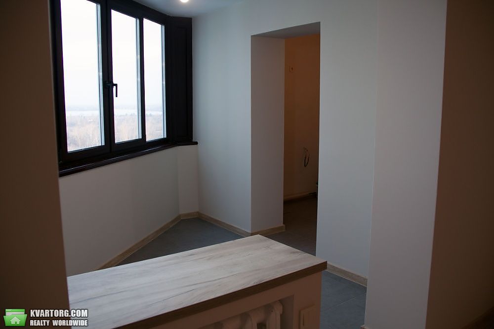 Sell 4-room apartment. Киев,  Приречная — photo 2