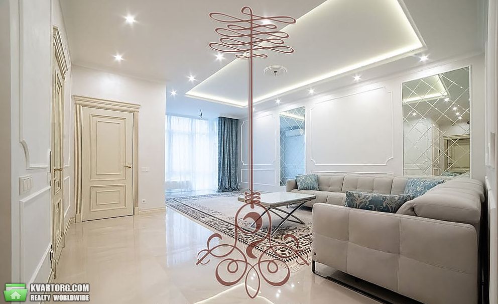 Sell 4-room apartment. Киев,  Драгомирова — photo 1