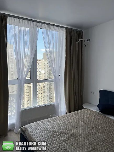 Rent out 1-room apartment. Киев,  Ревуцкого — photo 2