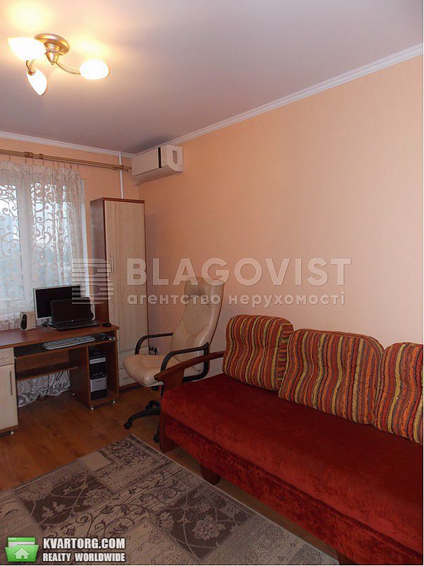 Sell 4-room apartment. Киев,  Заболотного — photo 4