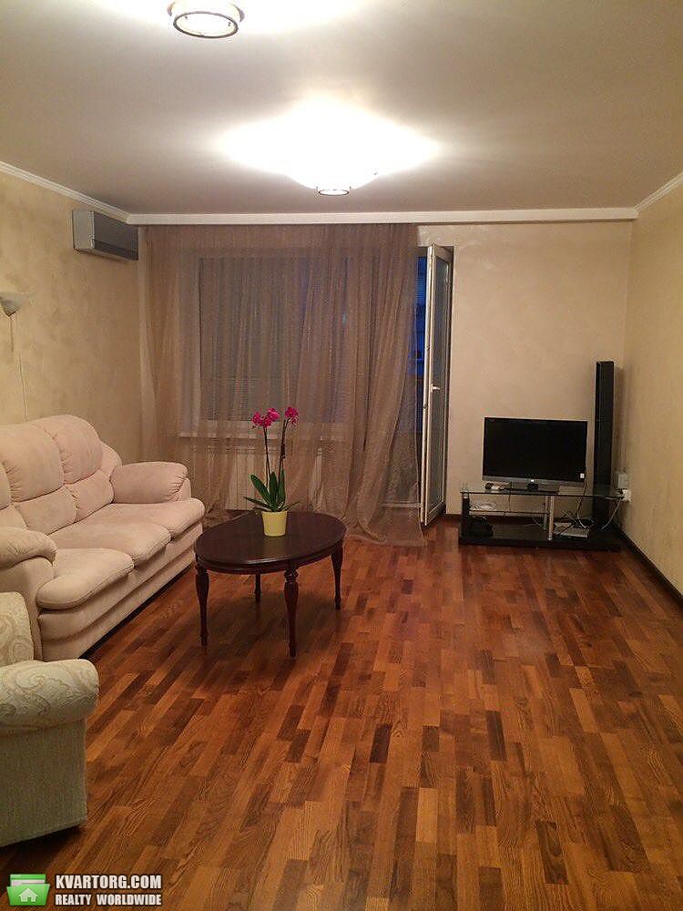 Rent out 2-room apartment. Киев,  Мирного Панаса — photo 2