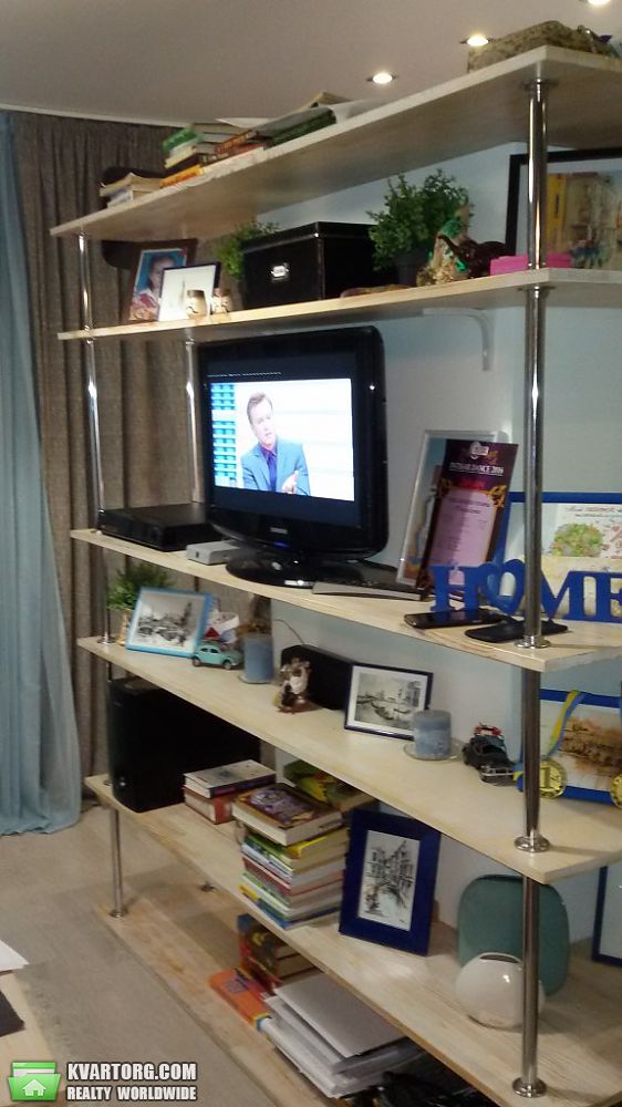 Sell 1-room apartment. Киев,  Ватутина пр — photo 1