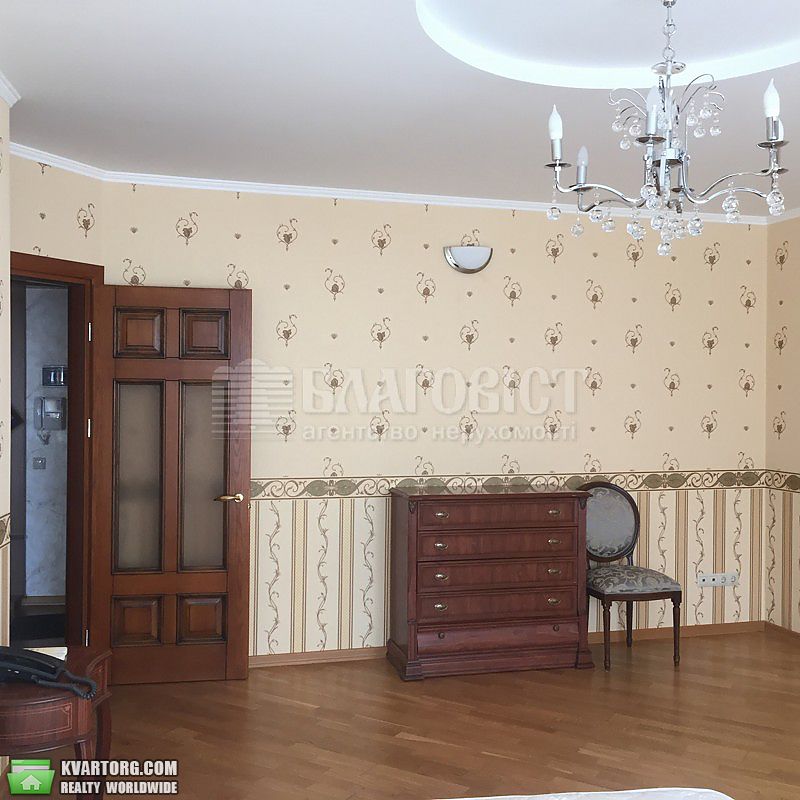 Rent out 2-room apartment. Киев,  Луначарского — photo 3