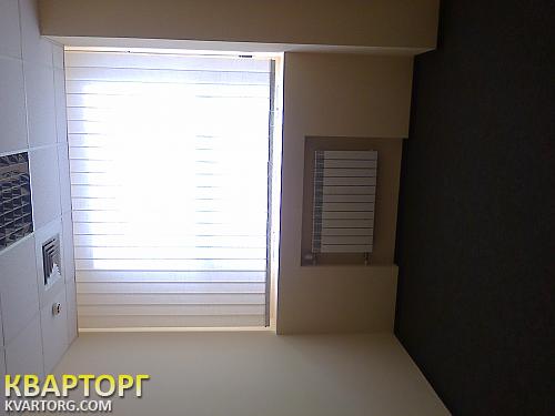 Rent out office. Киев,  Новоконстантиновская — photo 1