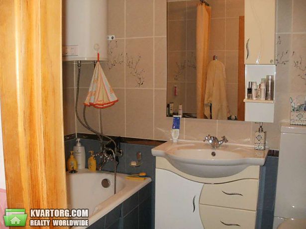 Sell 1-room apartment. Киев, Олевская — photo 4