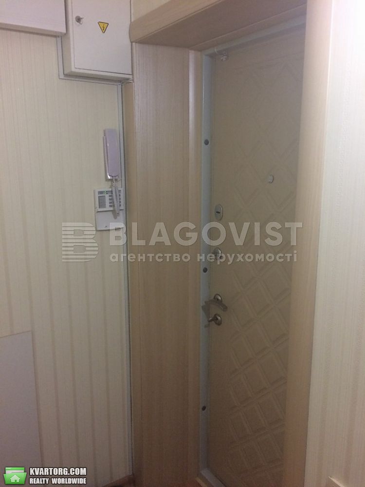 Sell 2-room apartment. Киев,  Еленовская — photo 4