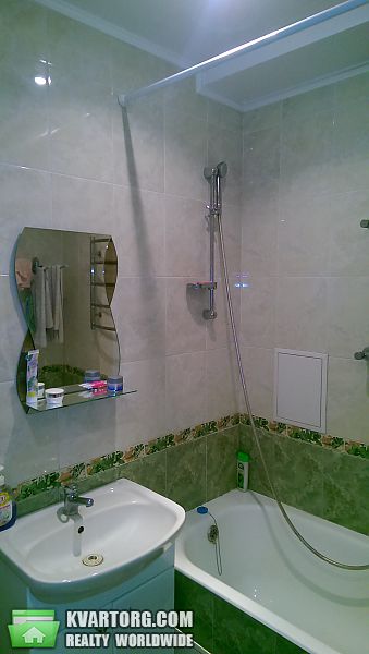 Sell 2-room apartment. Киев, Щорса — photo 4