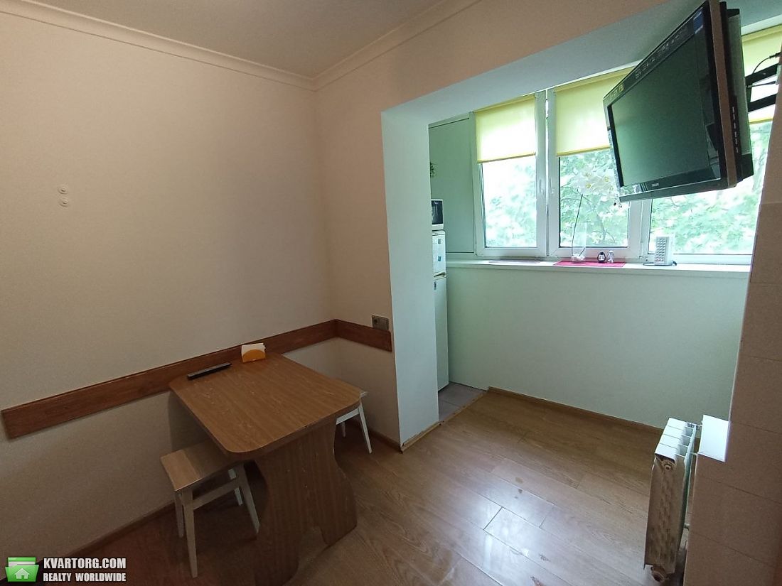 Rent out short-term apartment. Киев, Братиславская ул. — photo 6