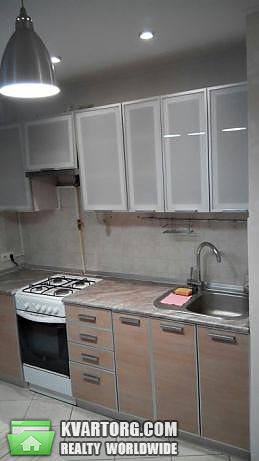 Rent out 2-room apartment. Киев,  Кустанайская — photo 4
