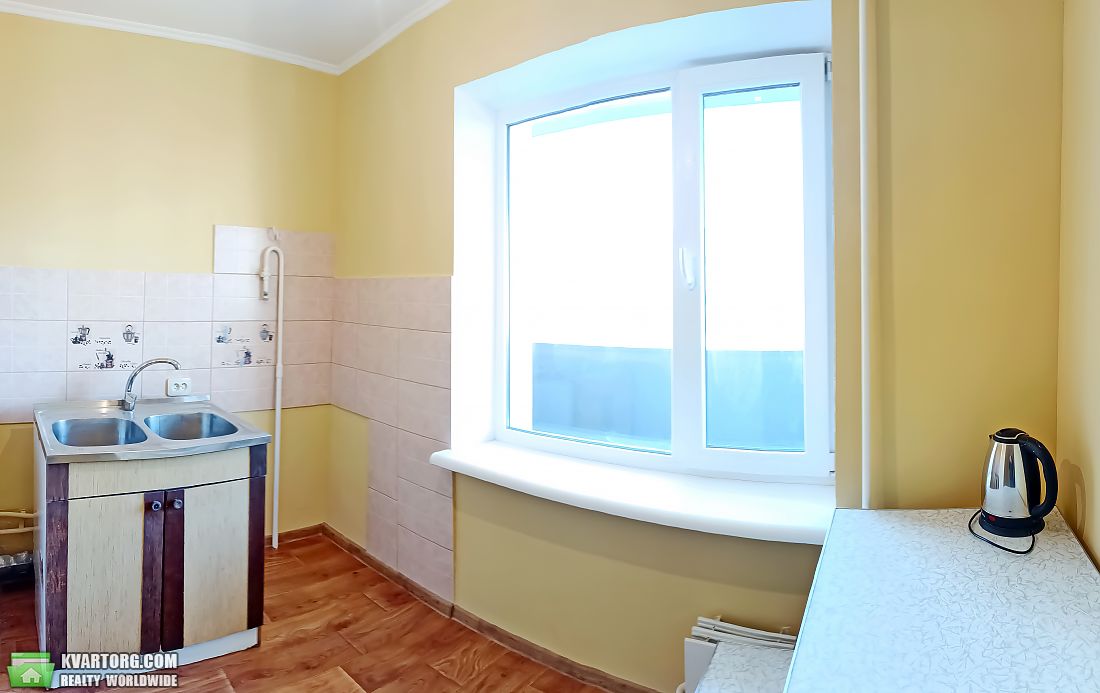 Sell 1-room apartment. Киев,  Новомостицкая — photo 7