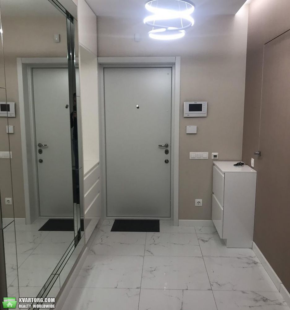 Rent out 4-room apartment. Киев,  Ломоносова — photo 10