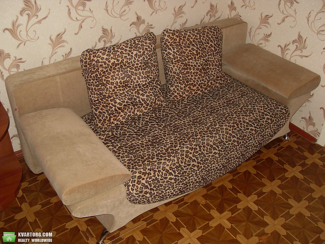 Rent out 2-room apartment. Киев, Виктора Ярмолы — photo 4
