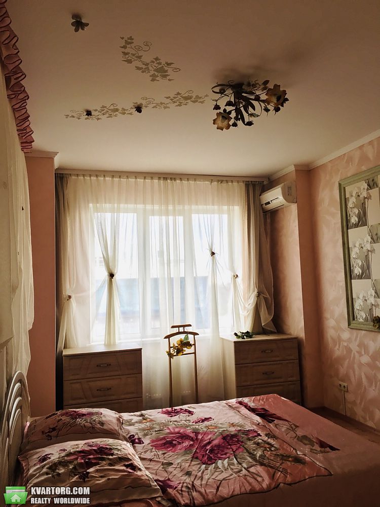 Rent out 2-room apartment. Одесса, Преображенськая — photo 1