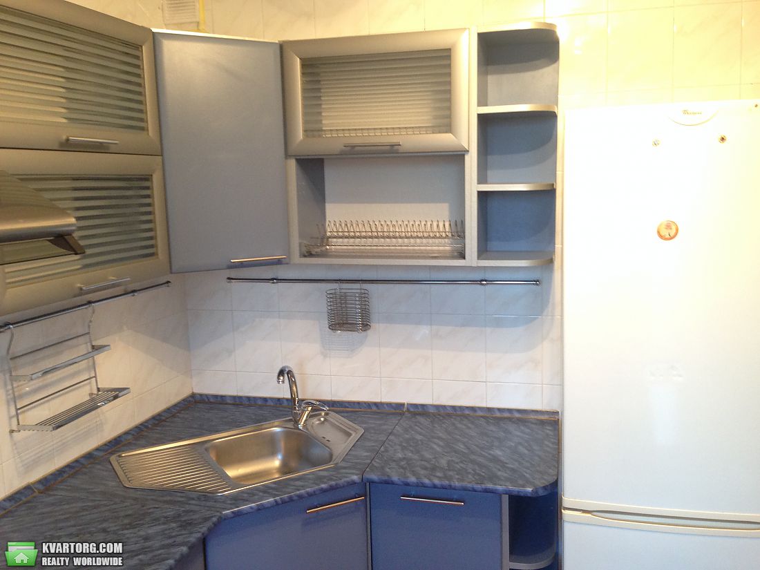 Rent out 1-room apartment. Киев,  Волгоградская — photo 8
