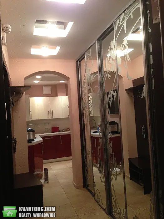 Sell 1-room apartment. Киев,  Вышгородская — photo 3
