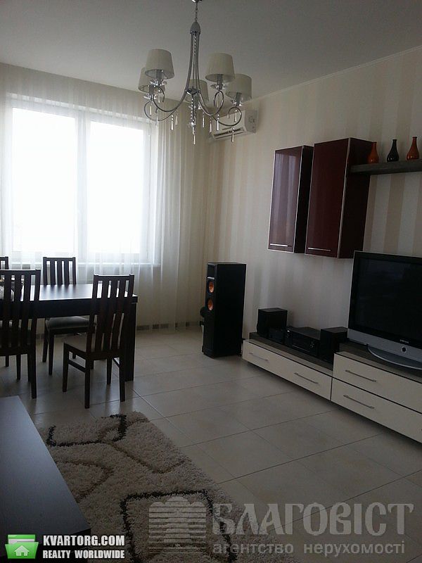 Sell 3-room apartment. Киев,  Дмитриевская — photo 3
