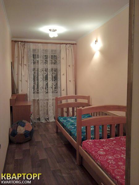 Rent out 3-room apartment. Киев,  Саратовская — photo 6