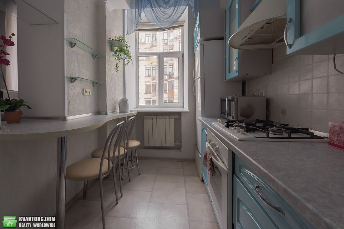 Rent out 2-room apartment. Киев, Кудрявская — photo 4