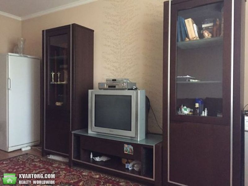 Sell 3-room apartment. Киев,  Маяковского — photo 2