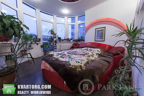 Sell 2-room apartment. Киев, Вячеслава Чорновола — photo 3