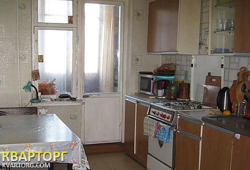 Sell 3-room apartment. Киев,  Космическая — photo 1