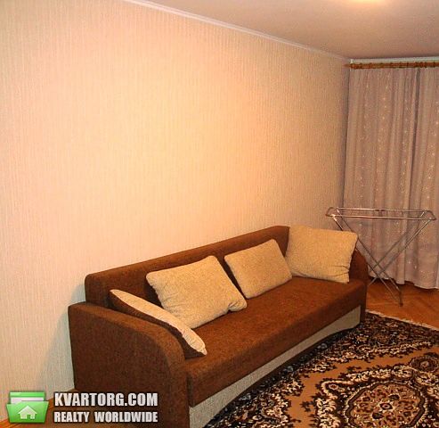 Rent out 2-room apartment. Киев,  Харьковское шоссе — photo 3
