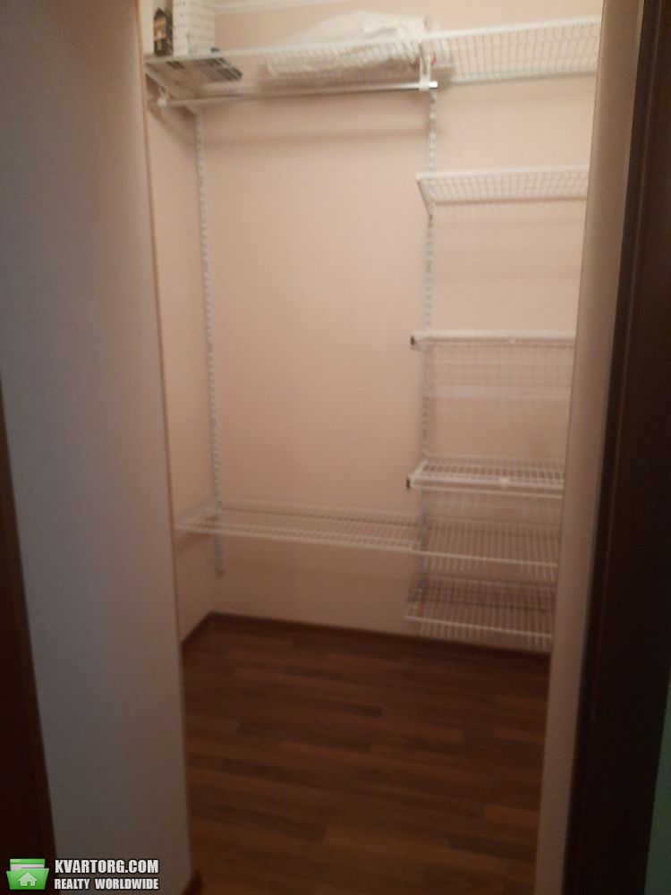 Rent out 1-room apartment. Киев,  Срибнокильская — photo 7
