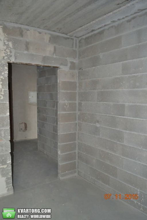 Sell 2-room apartment. Киев,  Комбинатная — photo 2