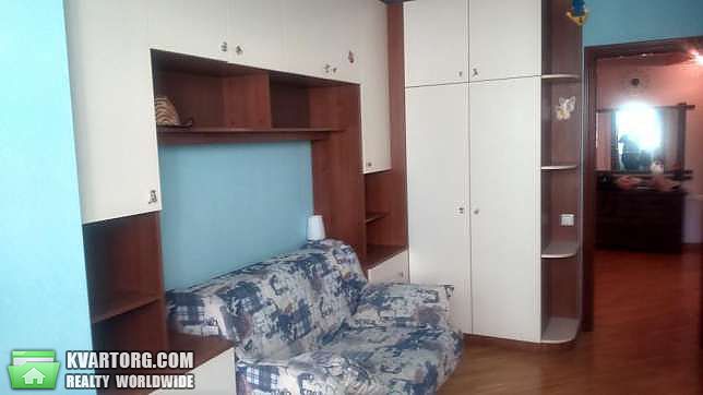 Rent out 3-room apartment. Киев,  Приречная — photo 3