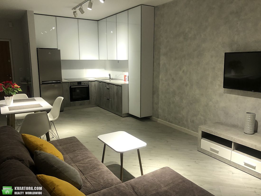Rent out 2-room apartment. Киев,  Липковского — photo 7