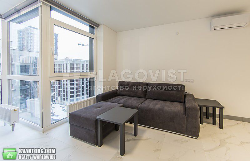 Rent out 1-room apartment. Киев,  Предславинская — photo 3
