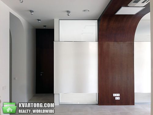Rent out office. Киев, Струтинского — photo 2