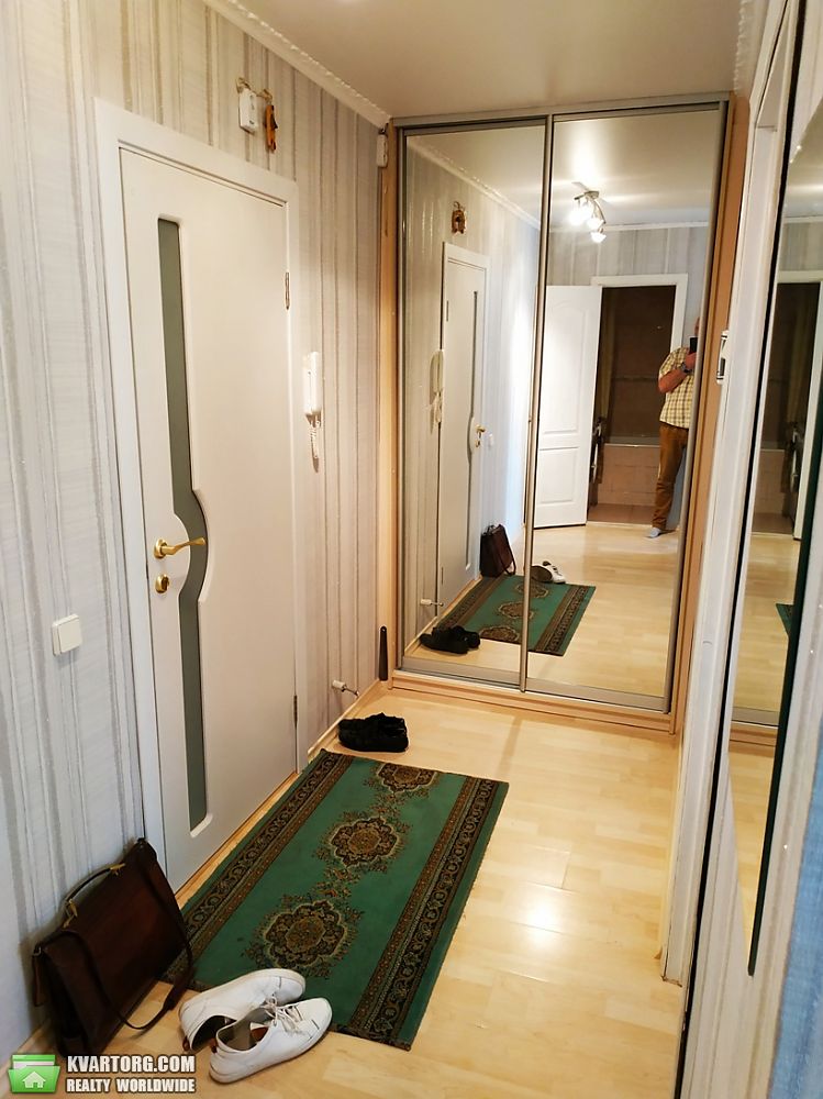 Rent out 1-room apartment. Киев, Маяковского проспект — photo 4