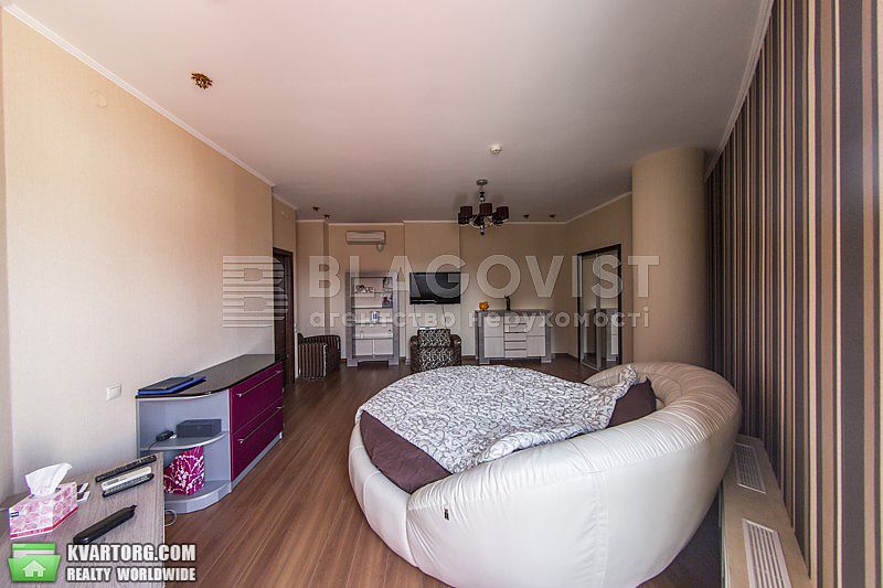 Rent out 2-room apartment. Киев,  Шевченко бул — photo 5